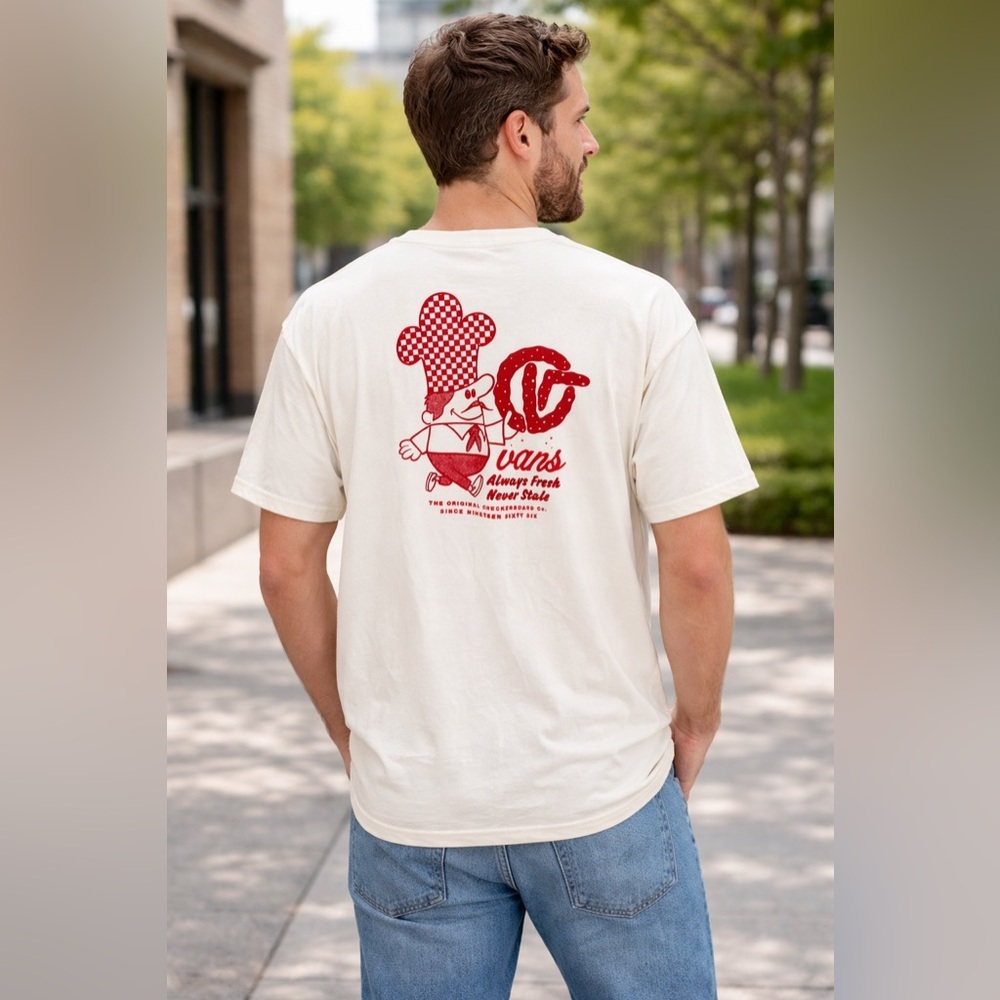 NWT Van’s Off White Tee Red Pretzel Guy Novelty Print Graphic T-Shirt Size XL